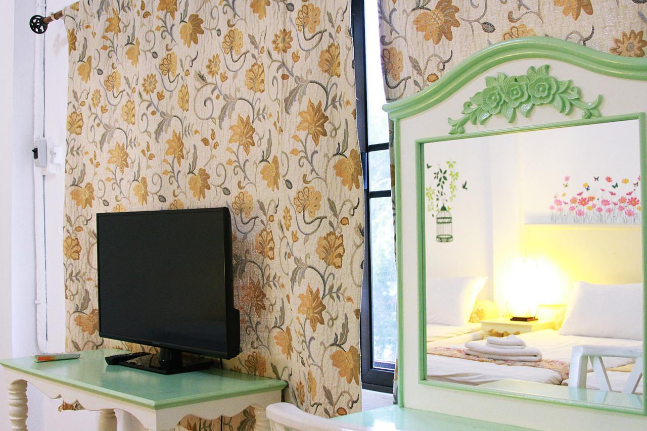 The Nimman13 Guesthouse Чиангмай Экстерьер фото